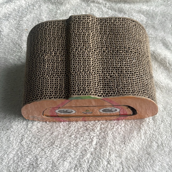 Pumpkin Cat Scratcher - Picture 2 of 6